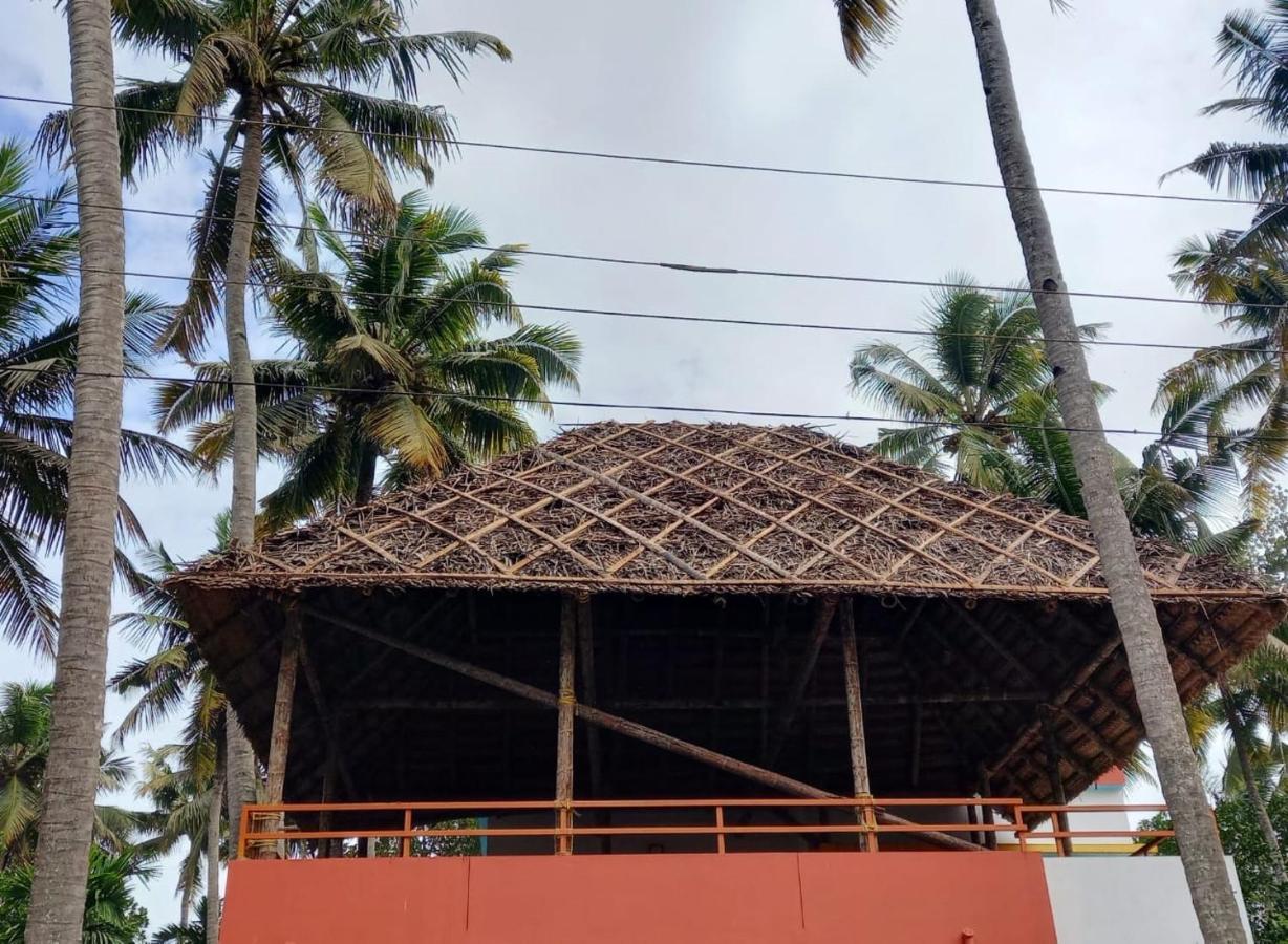 Madhav Mansion Beach Resort Varkala Exterior foto